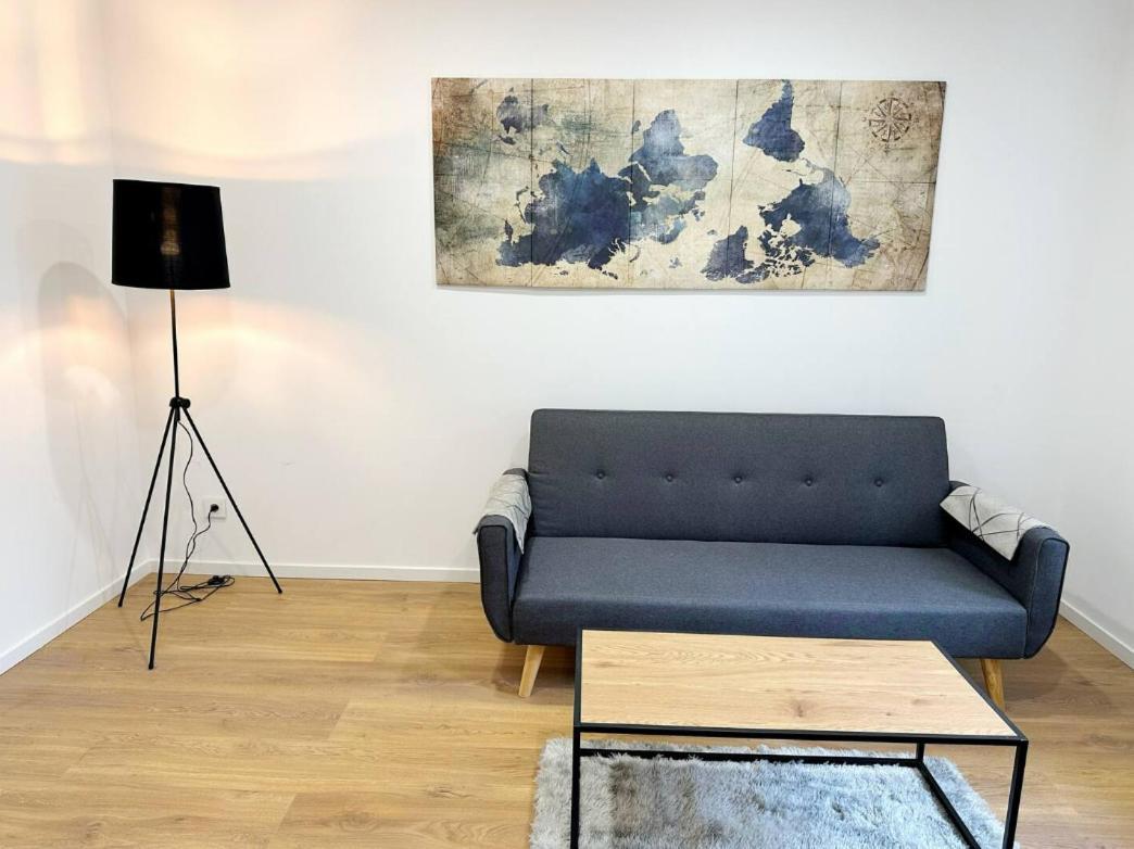 Rs-0 - Appartement F2 Au Rdc A Mulhouse Pour 1-3 Pers Ngoại thất bức ảnh